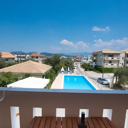 Summertime Апарт-отель Никиана