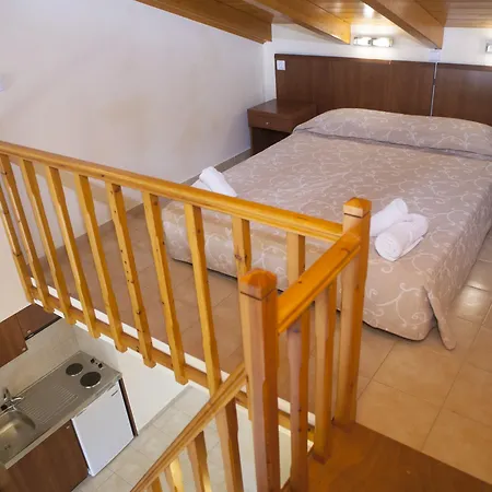 Summertime Aparthotel