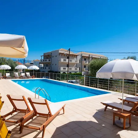 Summertime Aparthotel 4*